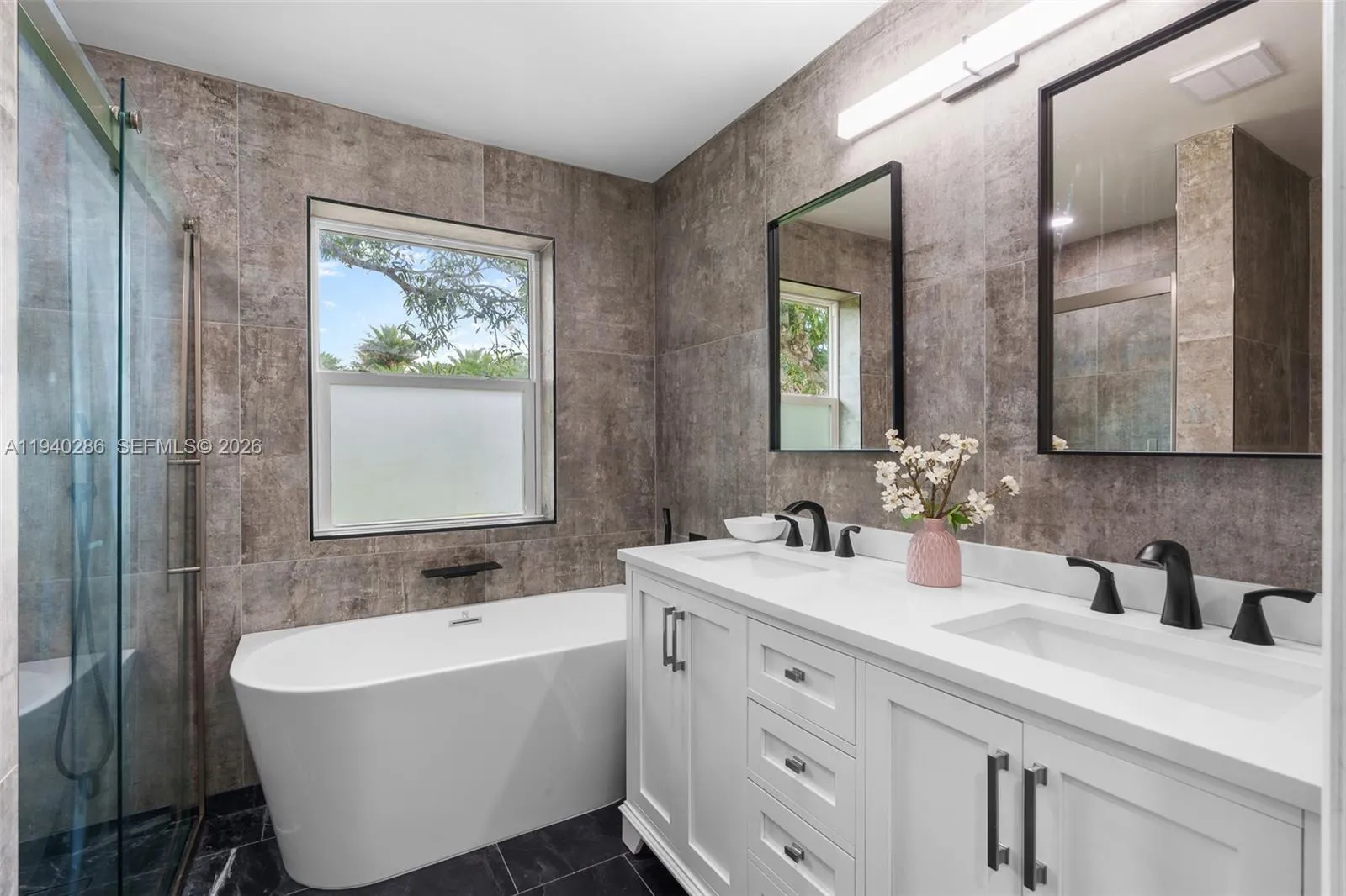 Parkland, Florida 33067, Parkland, Florida 33067, 4 Bedrooms Bedrooms, ,5 BathroomsBathrooms,Residential Lease,For Rent, Parkland, Florida 33067,A11940286