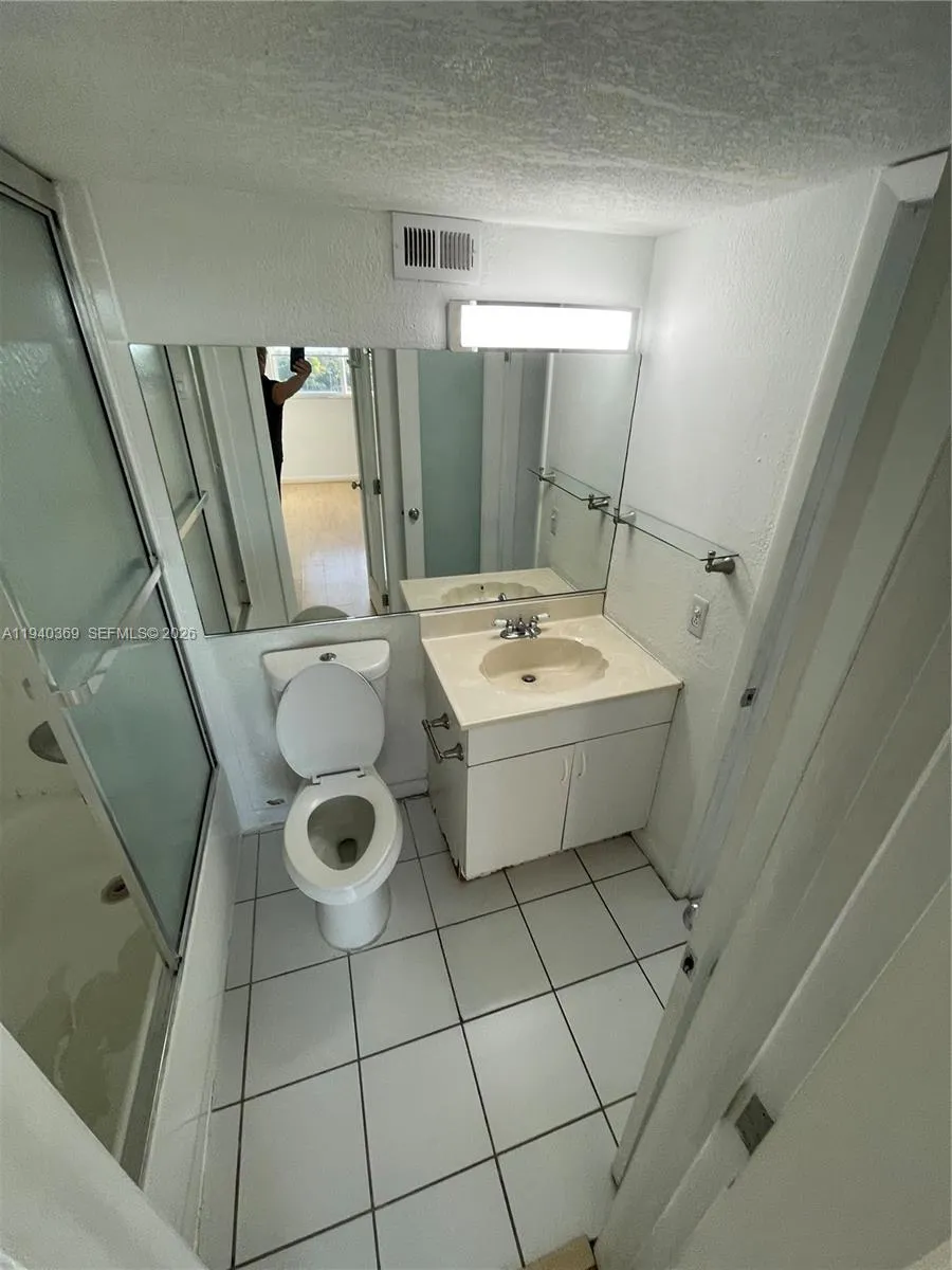 1251 Ne 108th St 811, Miami, Florida 33161, Miami, Florida 33161, 1 Bedroom Bedrooms, ,1 BathroomBathrooms,Residential Lease,For Rent,1251 Ne 108th St 811, Miami, Florida 33161,A11940369