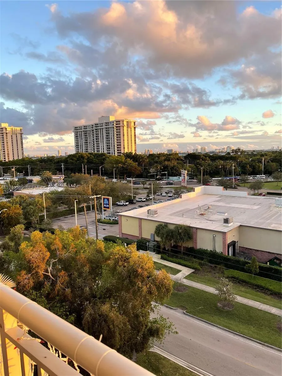1251 Ne 108th St 811, Miami, Florida 33161, Miami, Florida 33161, 1 Bedroom Bedrooms, ,1 BathroomBathrooms,Residential Lease,For Rent,1251 Ne 108th St 811, Miami, Florida 33161,A11940369