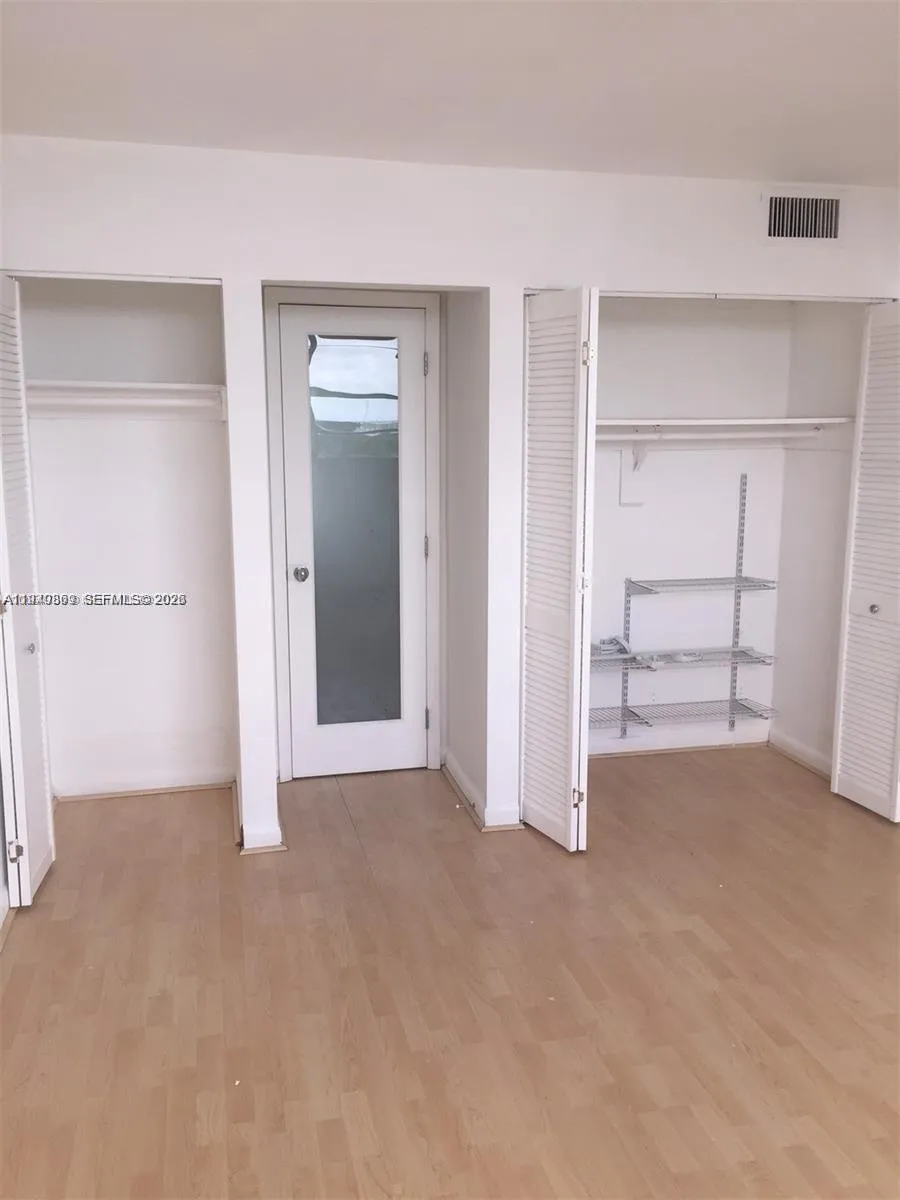 1251 Ne 108th St 811, Miami, Florida 33161, Miami, Florida 33161, 1 Bedroom Bedrooms, ,1 BathroomBathrooms,Residential Lease,For Rent,1251 Ne 108th St 811, Miami, Florida 33161,A11940369