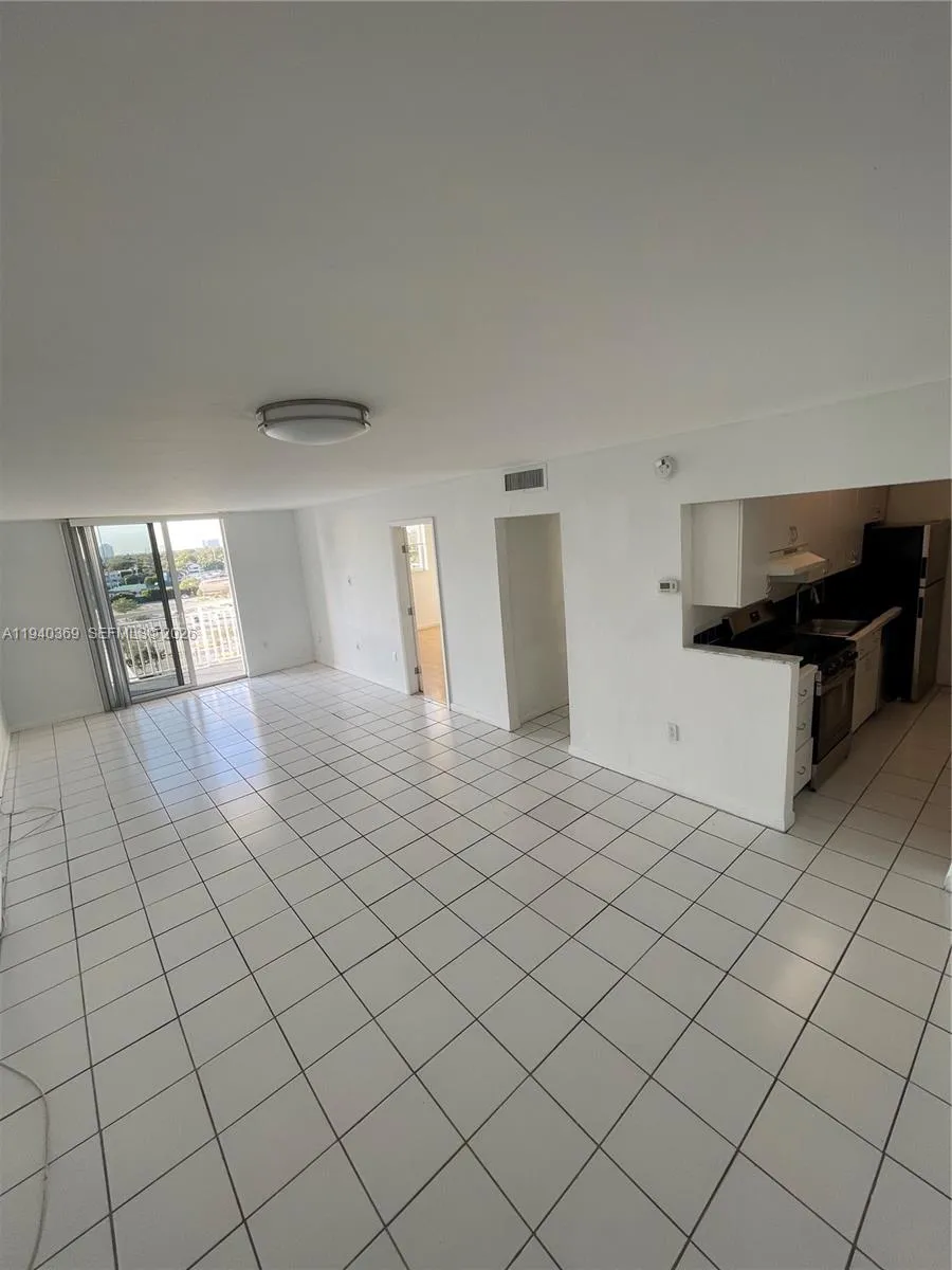 1251 Ne 108th St 811, Miami, Florida 33161, Miami, Florida 33161, 1 Bedroom Bedrooms, ,1 BathroomBathrooms,Residential Lease,For Rent,1251 Ne 108th St 811, Miami, Florida 33161,A11940369
