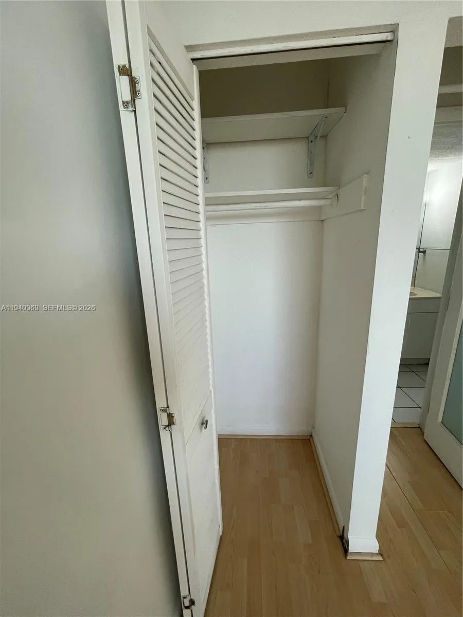 1251 Ne 108th St 811, Miami, Florida 33161, Miami, Florida 33161, 1 Bedroom Bedrooms, ,1 BathroomBathrooms,Residential Lease,For Rent,1251 Ne 108th St 811, Miami, Florida 33161,A11940369