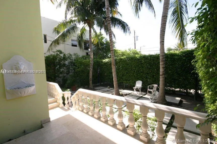 3921 N Meridian Ave 1a, Miami Beach, Florida 33140, Miami Beach, Florida 33140, 2 Bedrooms Bedrooms, ,2 BathroomsBathrooms,Residential Lease,For Rent,3921 N Meridian Ave 1a, Miami Beach, Florida 33140,A11940198 3921 N Meridian Ave 1a, Miami Beach, Florida 33140, Miami Beach, Florida 33140, 2 Bedrooms Bedrooms, ,2 BathroomsBathrooms,Residential Lease,For Rent,3921 N Meridian Ave 1a, Miami Beach, Florida 33140,A11940198