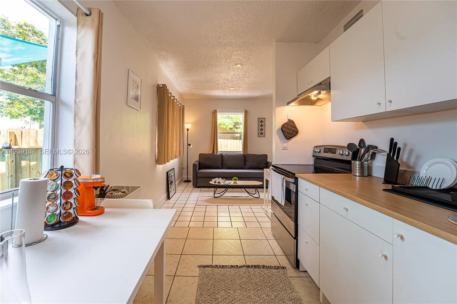 7031 Nw 6th Ct, Miami, Florida 33150, Miami, Florida 33150, ,Residential Income,For Sale,7031 Nw 6th Ct, Miami, Florida 33150,A11939137