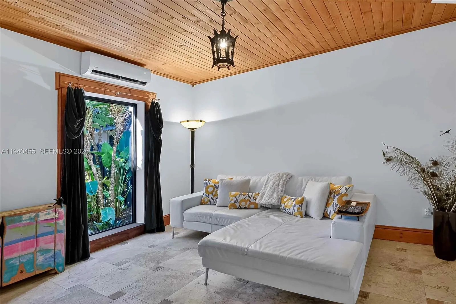 452 Sw 21st Road, Miami, Florida 33129, Miami, Florida 33129, ,Residential Income,For Sale,452 Sw 21st Road, Miami, Florida 33129,A11940455