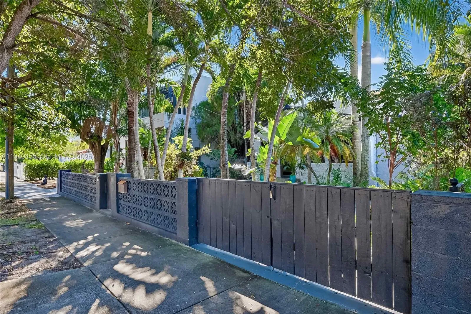 452 Sw 21st Road, Miami, Florida 33129, Miami, Florida 33129, ,Residential Income,For Sale,452 Sw 21st Road, Miami, Florida 33129,A11940455