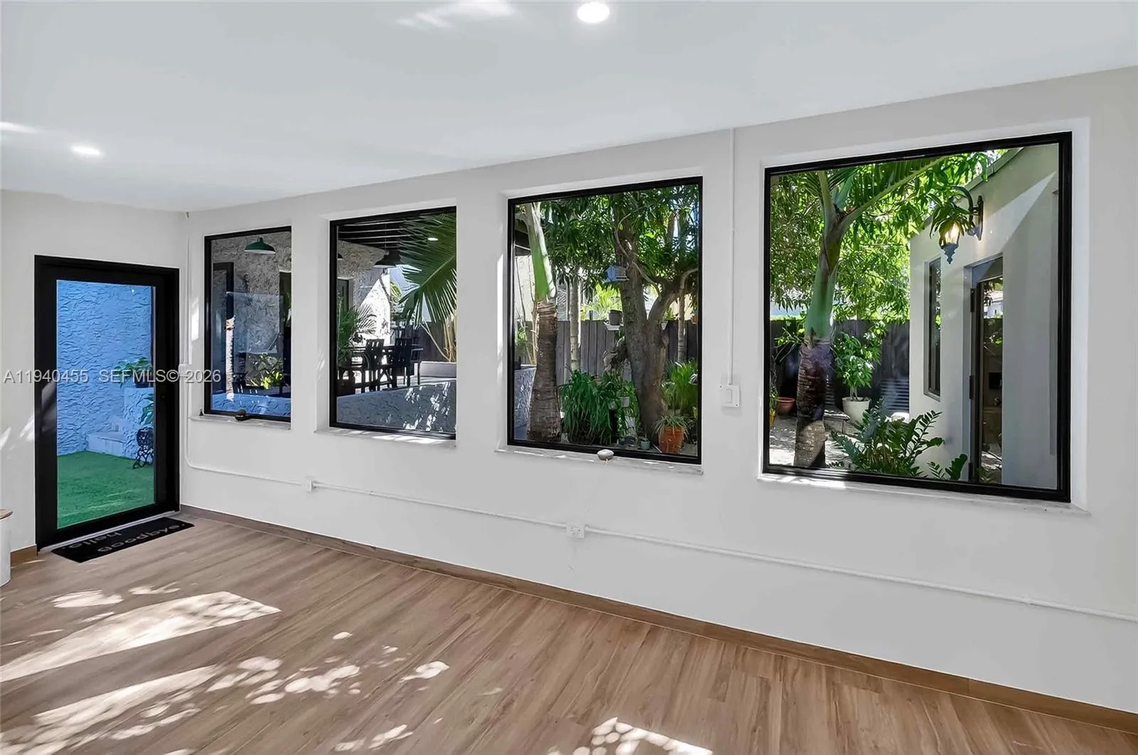 452 Sw 21st Road, Miami, Florida 33129, Miami, Florida 33129, ,Residential Income,For Sale,452 Sw 21st Road, Miami, Florida 33129,A11940455