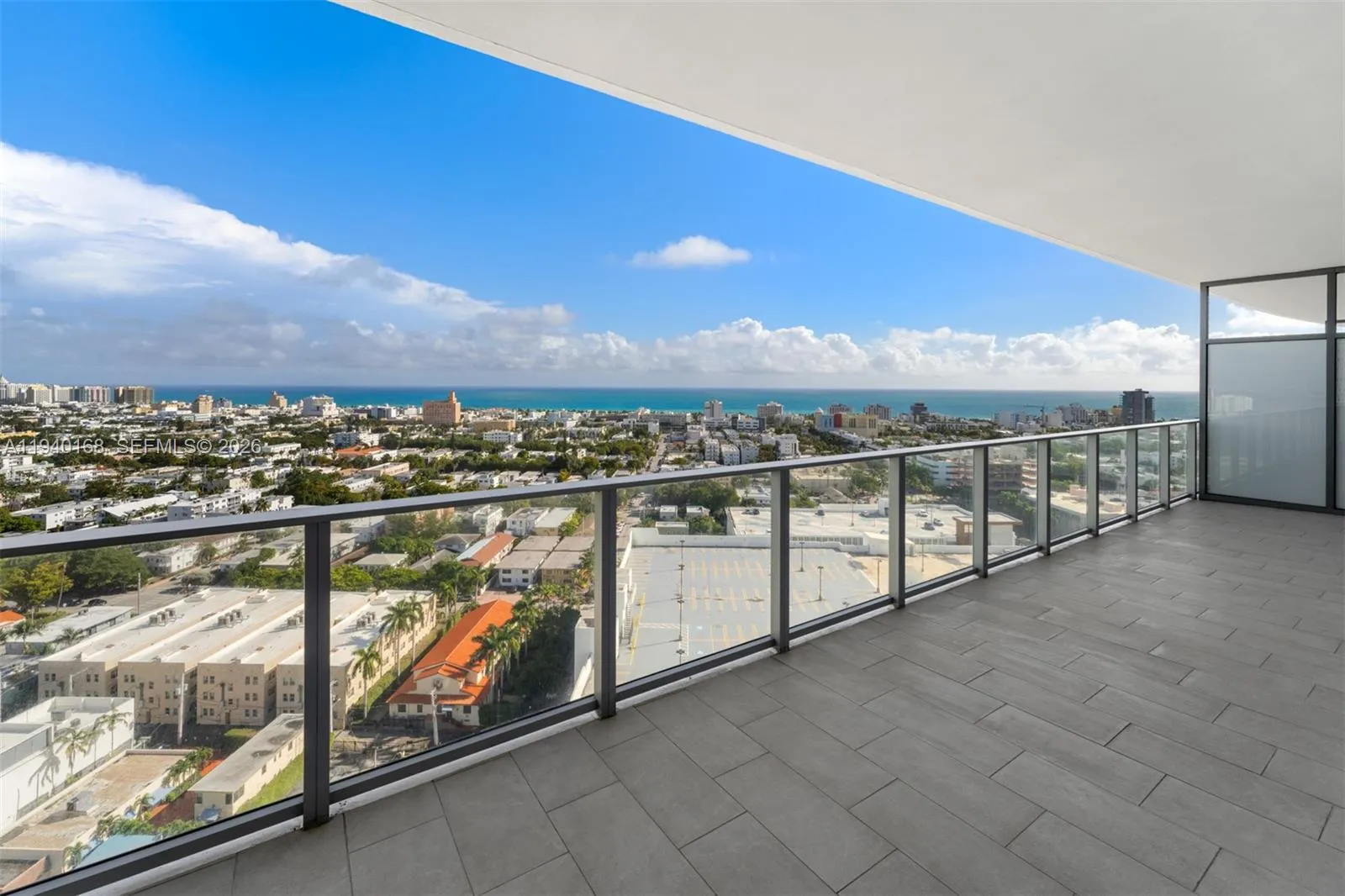 500 Alton Rd 2207, Miami Beach, Florida 33139, Miami Beach, Florida 33139, 2 Bedrooms Bedrooms, ,2 BathroomsBathrooms,Residential,For Sale,500 Alton Rd 2207, Miami Beach, Florida 33139,A11940168