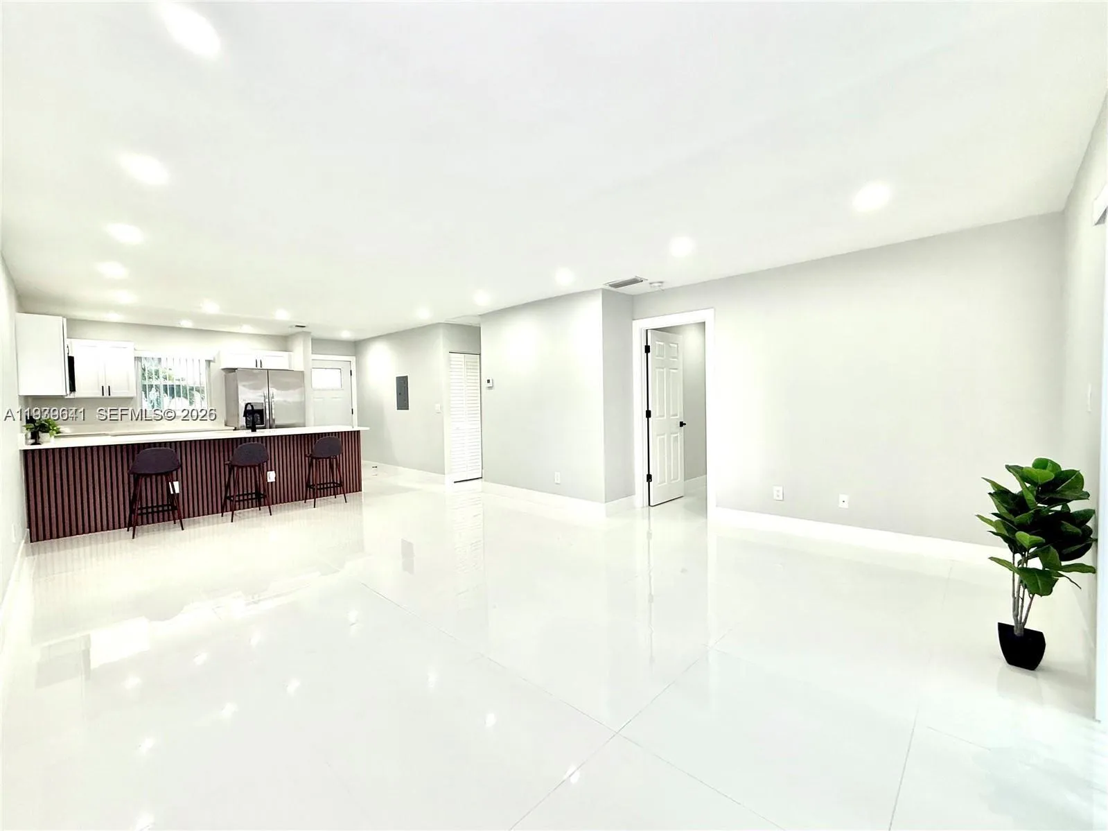 11240 Sw 33rd Cir Pl, Miami, Florida 33165, Miami, Florida 33165, 2 Bedrooms Bedrooms, ,2 BathroomsBathrooms,Residential,For Sale,11240 Sw 33rd Cir Pl, Miami, Florida 33165,A11939641