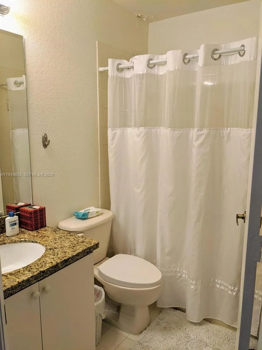 8930 W Flagler St 201, Miami, Florida 33174, Miami, Florida 33174, 3 Bedrooms Bedrooms, ,2 BathroomsBathrooms,Residential,For Sale,8930 W Flagler St 201, Miami, Florida 33174,A11940682