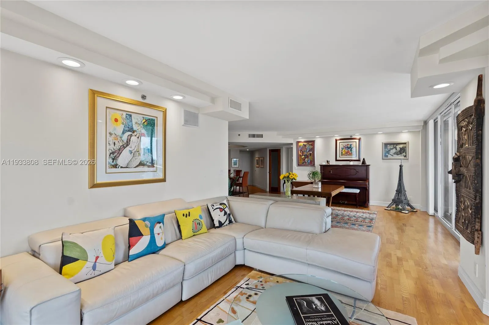 3598 Yacht Club Dr 1003, Aventura, Florida 33180, Aventura, Florida 33180, 3 Bedrooms Bedrooms, ,2 BathroomsBathrooms,Residential,For Sale,3598 Yacht Club Dr 1003, Aventura, Florida 33180,A11933808