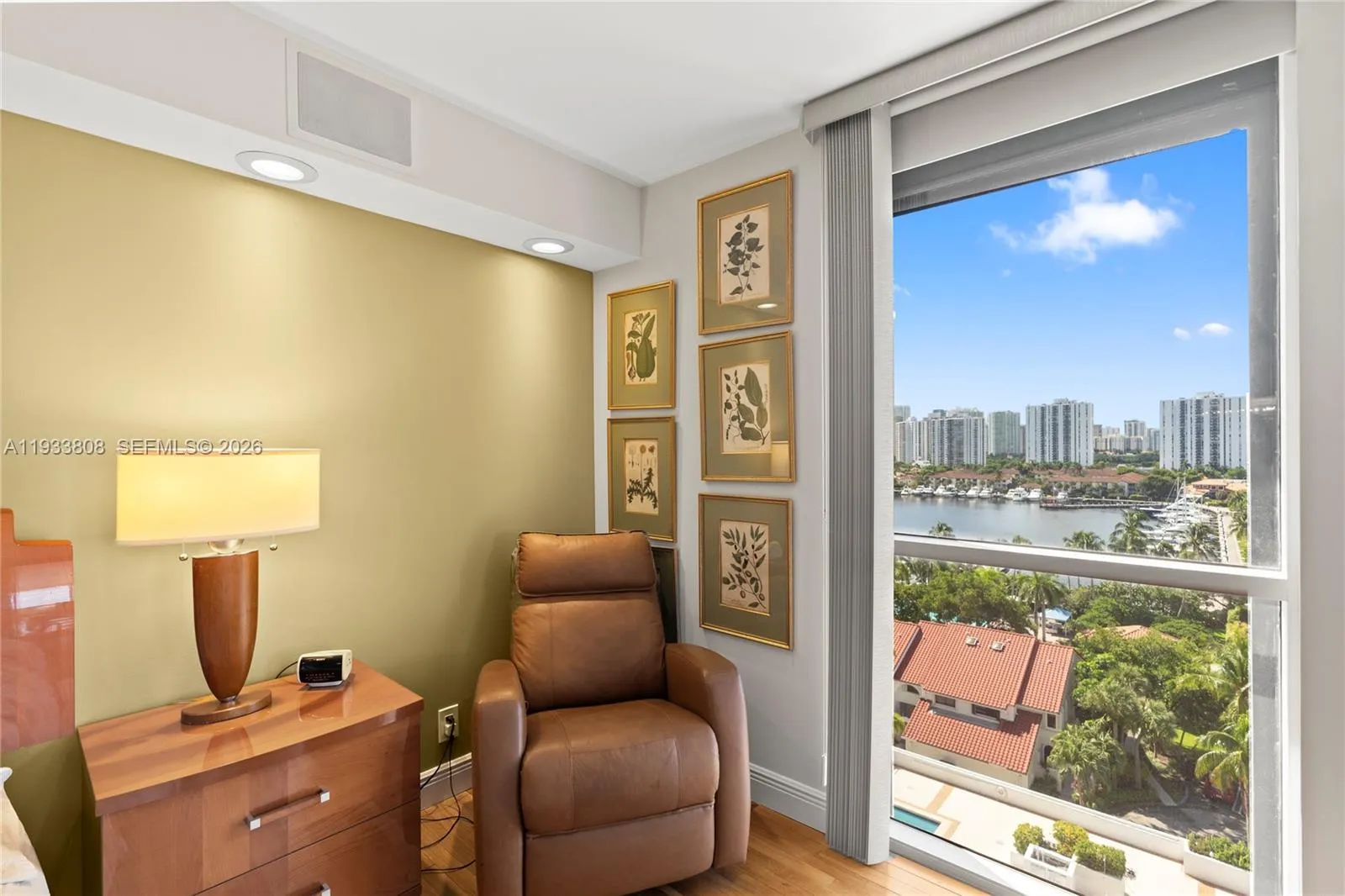 3598 Yacht Club Dr 1003, Aventura, Florida 33180, Aventura, Florida 33180, 3 Bedrooms Bedrooms, ,2 BathroomsBathrooms,Residential,For Sale,3598 Yacht Club Dr 1003, Aventura, Florida 33180,A11933808