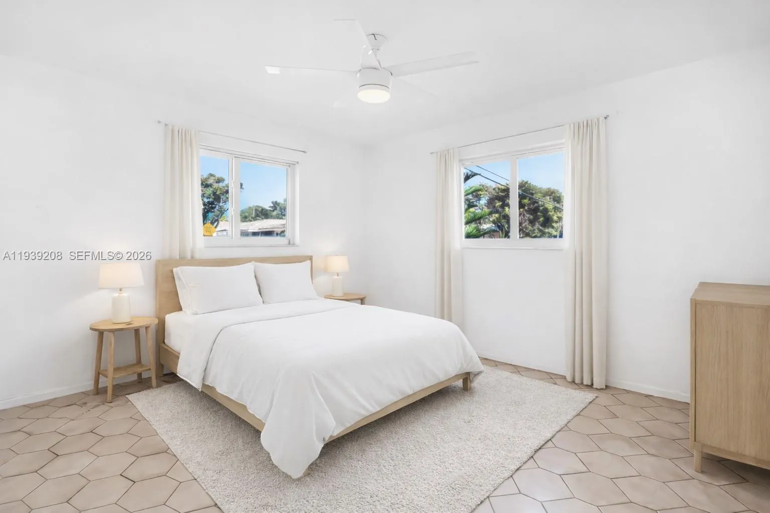 137 Ne 1st Ct A, Dania Beach, Florida 33004, Dania Beach, Florida 33004, 2 Bedrooms Bedrooms, ,1 BathroomBathrooms,Residential Lease,For Rent,137 Ne 1st Ct A, Dania Beach, Florida 33004,A11939208