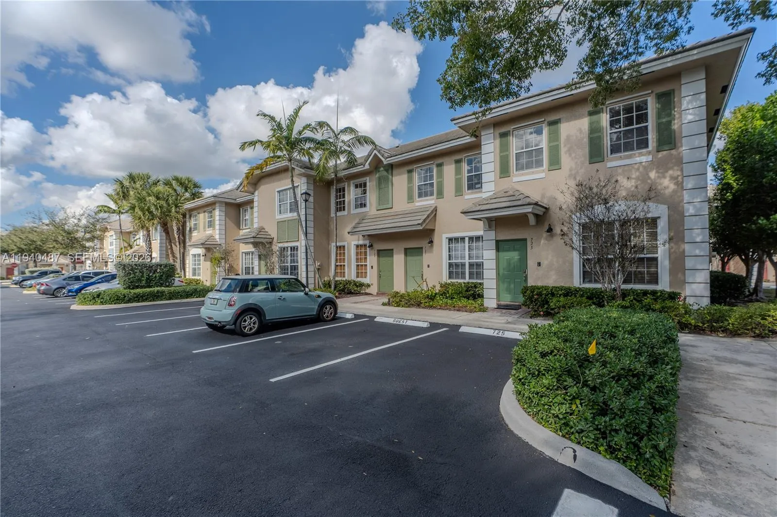 729 Nw 42nd Ave, Plantation, Florida 33317, Plantation, Florida 33317, 2 Bedrooms Bedrooms, ,2 BathroomsBathrooms,Residential,For Sale,729 Nw 42nd Ave, Plantation, Florida 33317,A11940487