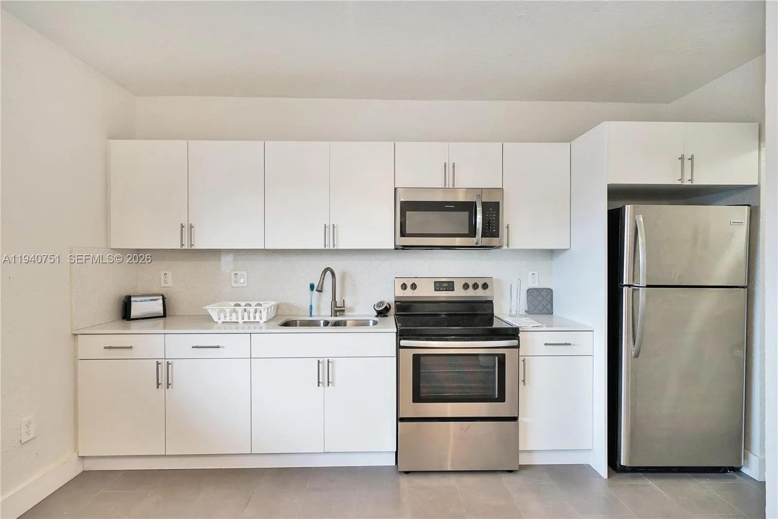 60 Nw 76th St 13, Miami, Florida 33150, Miami, Florida 33150, 1 Bedroom Bedrooms, ,1 BathroomBathrooms,Residential Lease,For Rent,60 Nw 76th St 13, Miami, Florida 33150,A11940751