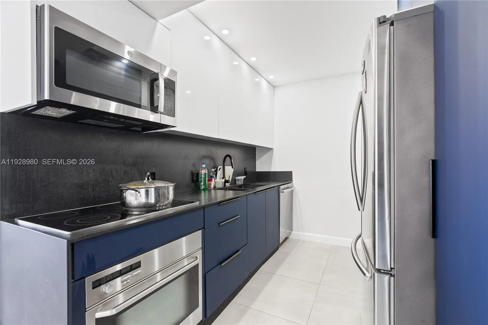 20301 W Country Club Dr 722, Aventura, Florida 331, Aventura, Florida 33180, 2 Bedrooms Bedrooms, ,2 BathroomsBathrooms,Residential Lease,For Rent,20301 W Country Club Dr 722, Aventura, Florida 331,A11928980 20301 W Country Club Dr 722, Aventura, Florida 331, Aventura, Florida 33180, 2 Bedrooms Bedrooms, ,2 BathroomsBathrooms,Residential Lease,For Rent,20301 W Country Club Dr 722, Aventura, Florida 331,A11928980