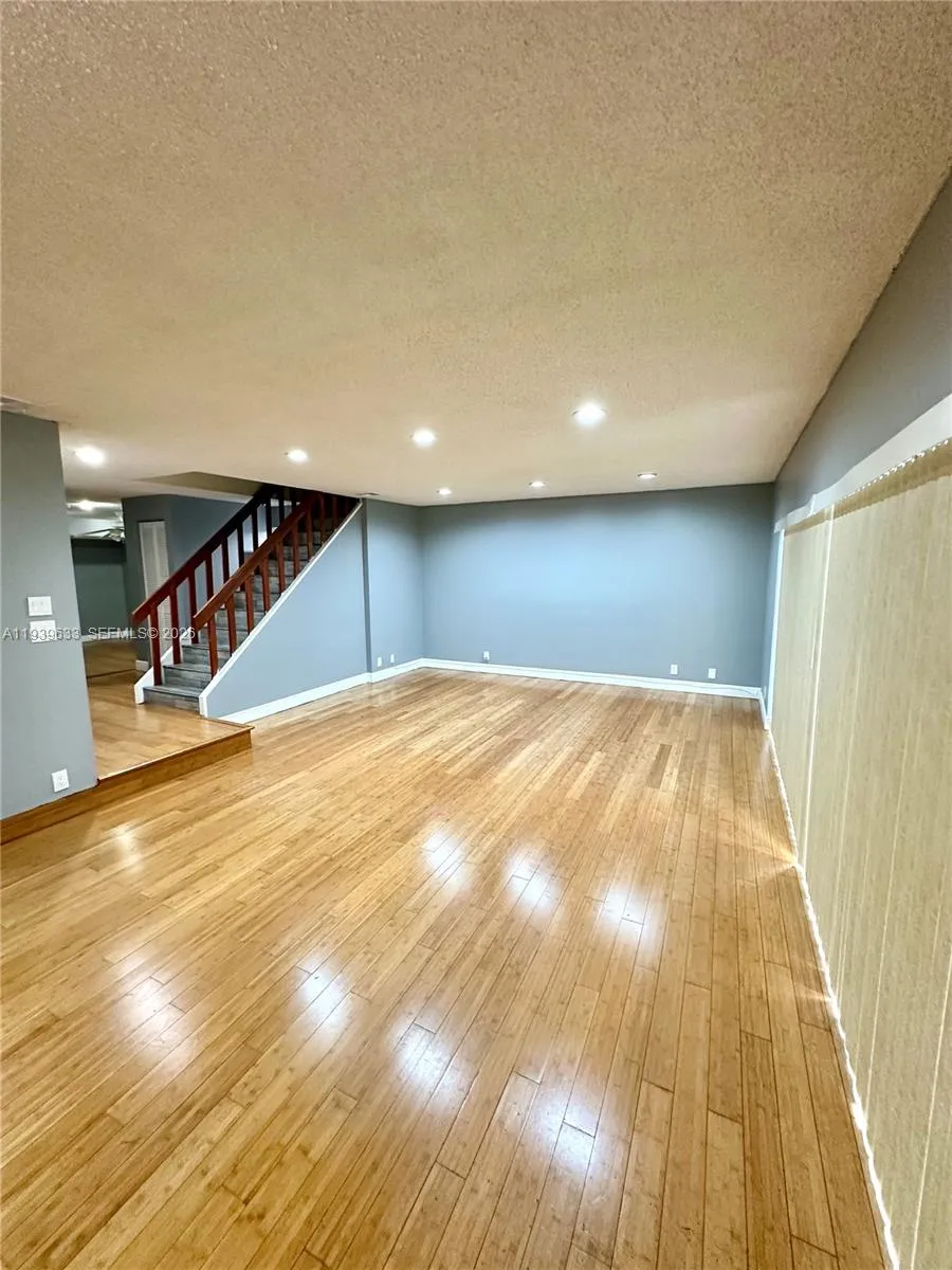 8253 Nw 8th Pl 2, Plantation, Florida 33324, Plantation, Florida 33324, 4 Bedrooms Bedrooms, ,2 BathroomsBathrooms,Residential,For Sale,8253 Nw 8th Pl 2, Plantation, Florida 33324,A11939633