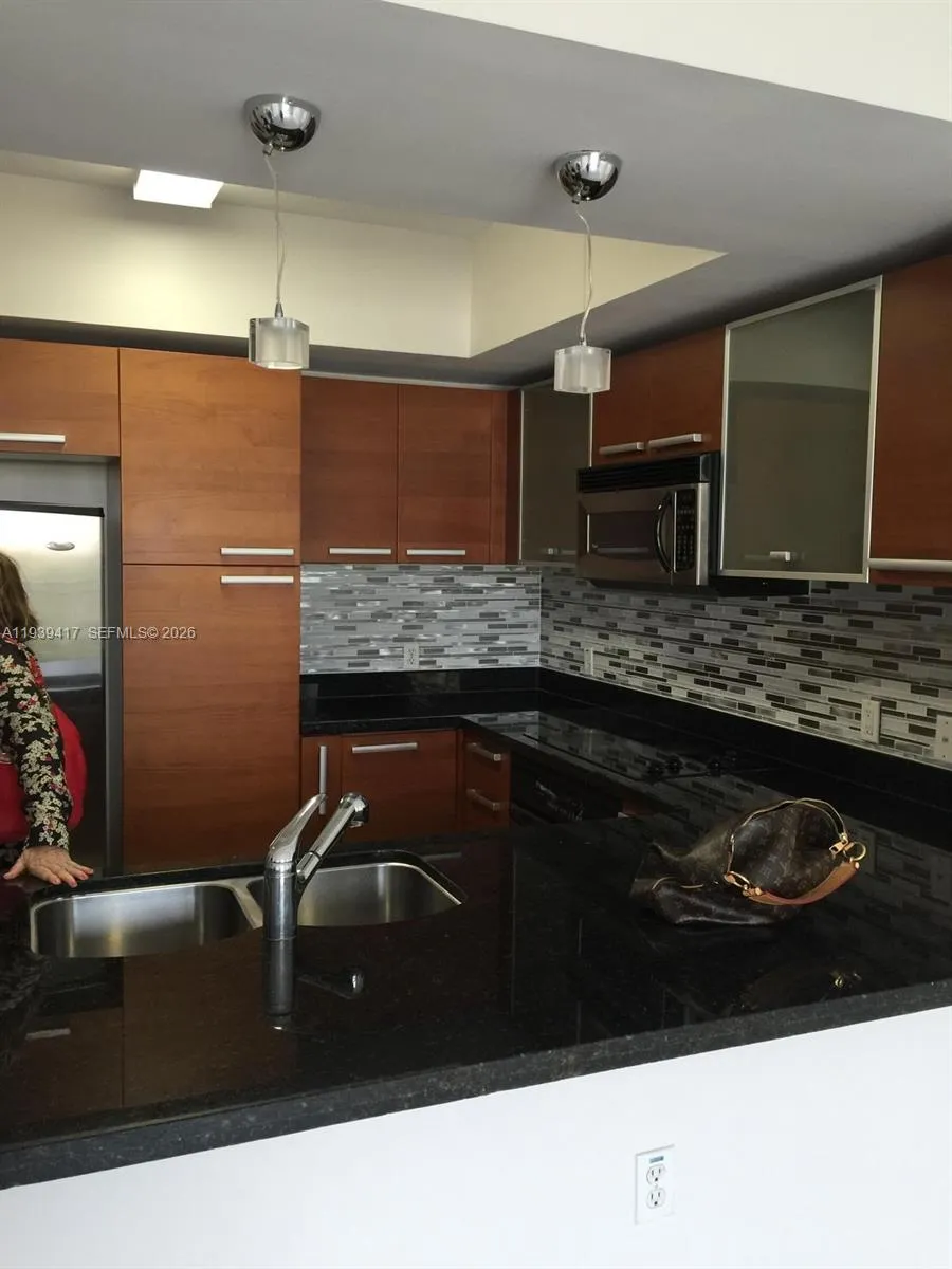 2030 S Douglas Rd 524, Coral Gables, Florida 33134, Coral Gables, Florida 33134, 2 Bedrooms Bedrooms, ,2 BathroomsBathrooms,Residential Lease,For Rent,2030 S Douglas Rd 524, Coral Gables, Florida 33134,A11939417