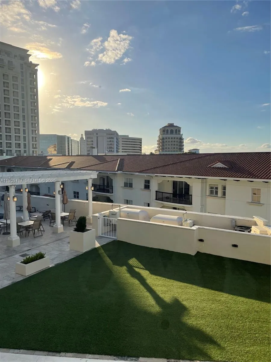 2030 S Douglas Rd 524, Coral Gables, Florida 33134, Coral Gables, Florida 33134, 2 Bedrooms Bedrooms, ,2 BathroomsBathrooms,Residential Lease,For Rent,2030 S Douglas Rd 524, Coral Gables, Florida 33134,A11939417