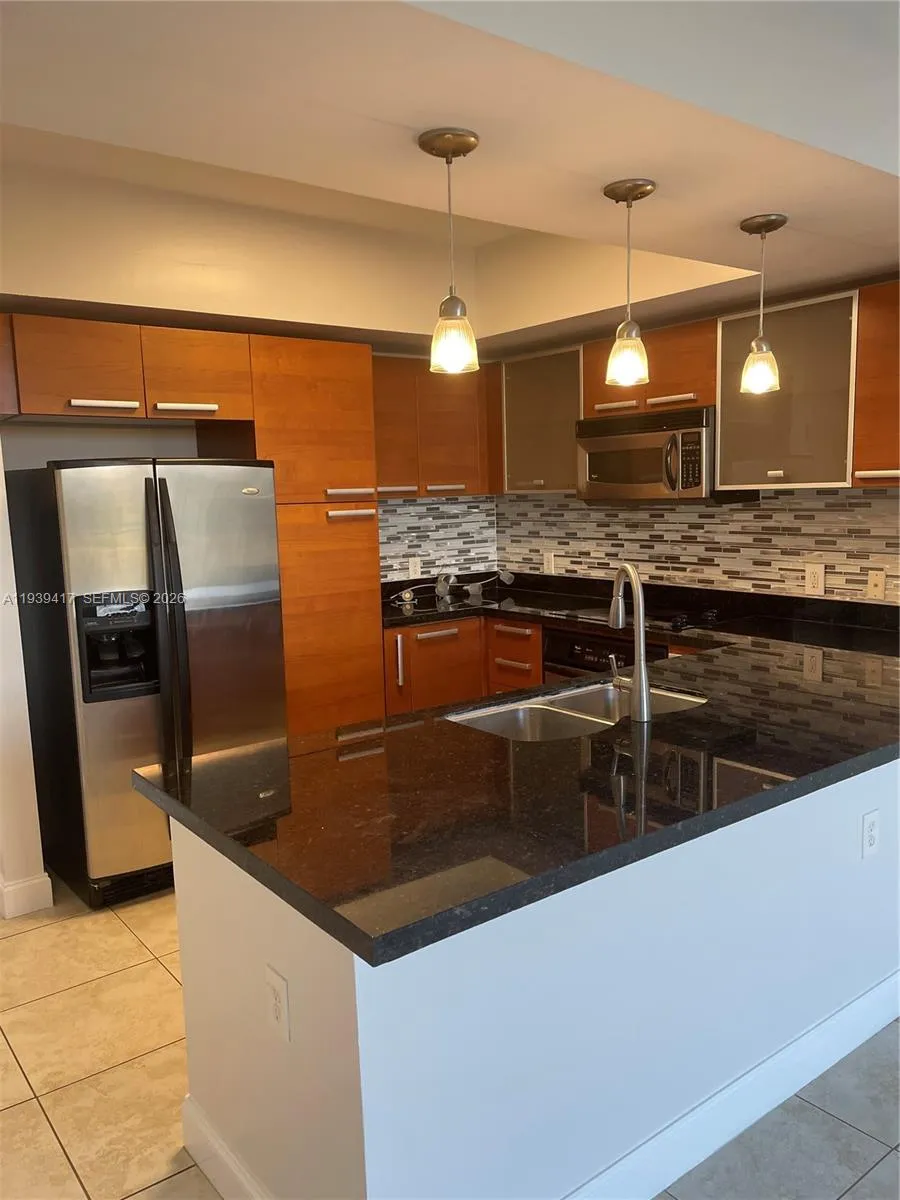 2030 S Douglas Rd 524, Coral Gables, Florida 33134, Coral Gables, Florida 33134, 2 Bedrooms Bedrooms, ,2 BathroomsBathrooms,Residential Lease,For Rent,2030 S Douglas Rd 524, Coral Gables, Florida 33134,A11939417