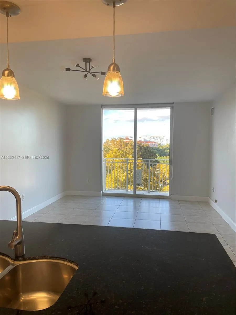 2030 S Douglas Rd 524, Coral Gables, Florida 33134, Coral Gables, Florida 33134, 2 Bedrooms Bedrooms, ,2 BathroomsBathrooms,Residential Lease,For Rent,2030 S Douglas Rd 524, Coral Gables, Florida 33134,A11939417