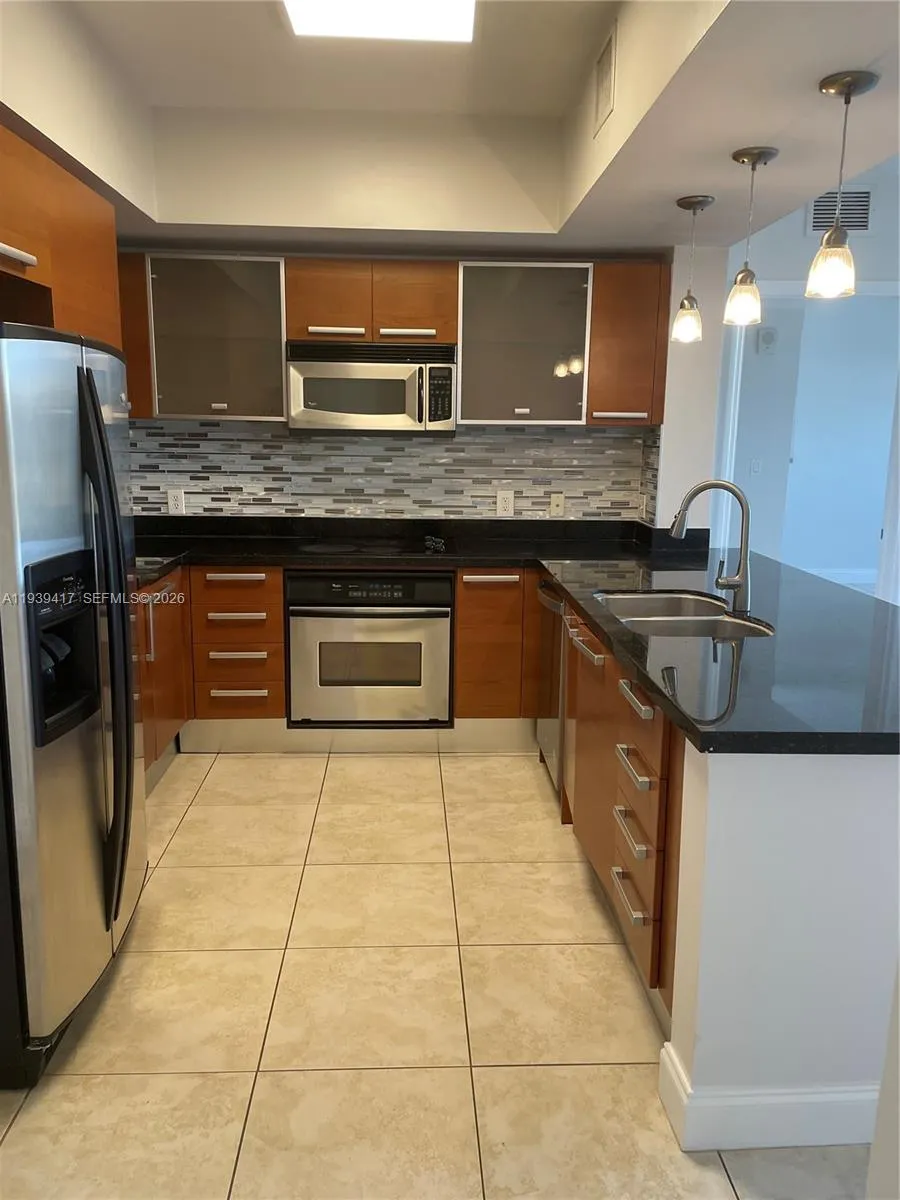 2030 S Douglas Rd 524, Coral Gables, Florida 33134, Coral Gables, Florida 33134, 2 Bedrooms Bedrooms, ,2 BathroomsBathrooms,Residential Lease,For Rent,2030 S Douglas Rd 524, Coral Gables, Florida 33134,A11939417