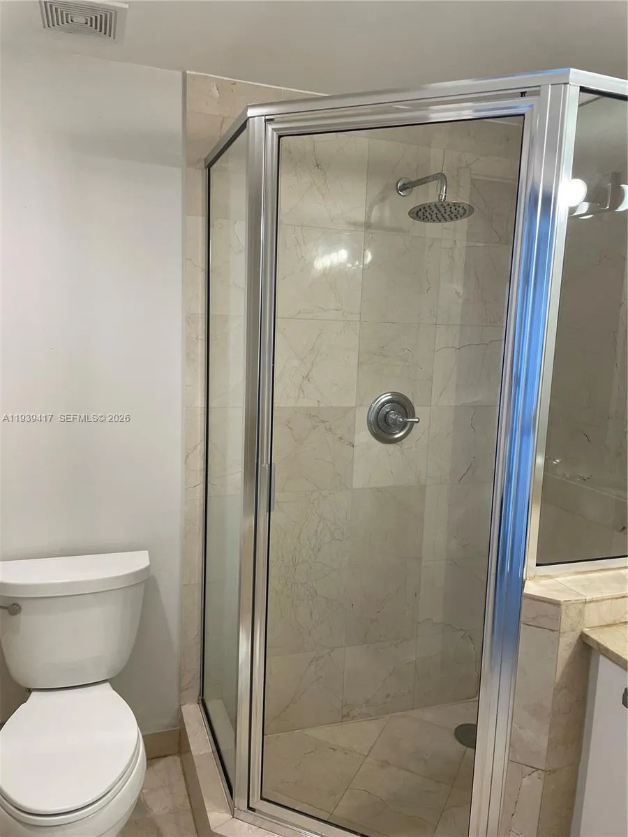 2030 S Douglas Rd 524, Coral Gables, Florida 33134, Coral Gables, Florida 33134, 2 Bedrooms Bedrooms, ,2 BathroomsBathrooms,Residential Lease,For Rent,2030 S Douglas Rd 524, Coral Gables, Florida 33134,A11939417