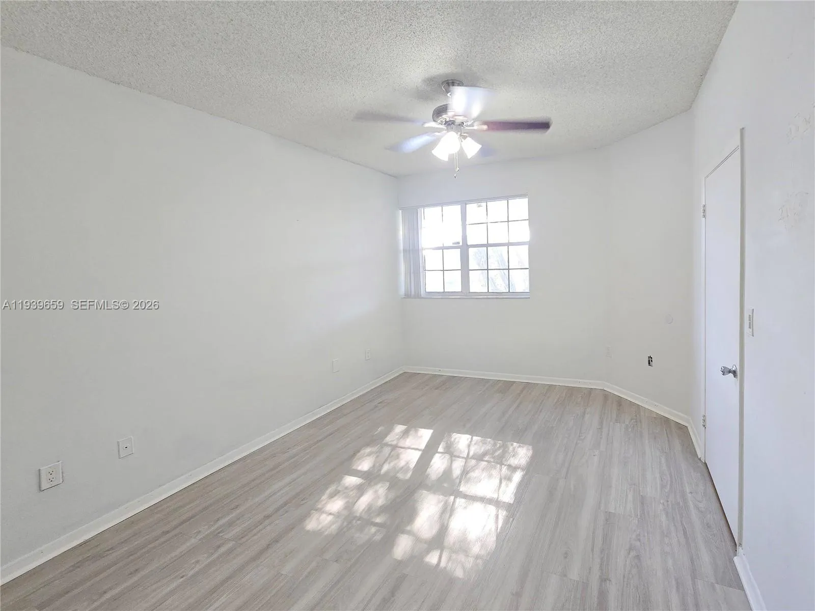 2331 Nw 96th Ter 17l, Pembroke Pines, Florida 3302, Pembroke Pines, Florida 33024, 2 Bedrooms Bedrooms, ,2 BathroomsBathrooms,Residential Lease,For Rent,2331 Nw 96th Ter 17l, Pembroke Pines, Florida 3302,A11939659