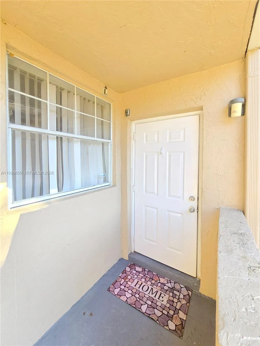2331 Nw 96th Ter 17l, Pembroke Pines, Florida 3302, Pembroke Pines, Florida 33024, 2 Bedrooms Bedrooms, ,2 BathroomsBathrooms,Residential Lease,For Rent,2331 Nw 96th Ter 17l, Pembroke Pines, Florida 3302,A11939659