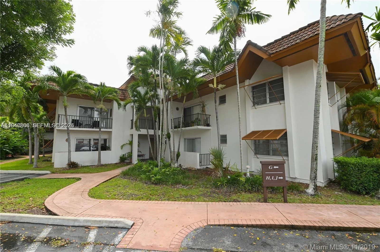 9350 Sw 77th Ave G8, Miami, Florida 33156, Miami, Florida 33156, 3 Bedrooms Bedrooms, ,2 BathroomsBathrooms,Residential Lease,For Rent,9350 Sw 77th Ave G8, Miami, Florida 33156,A11940866