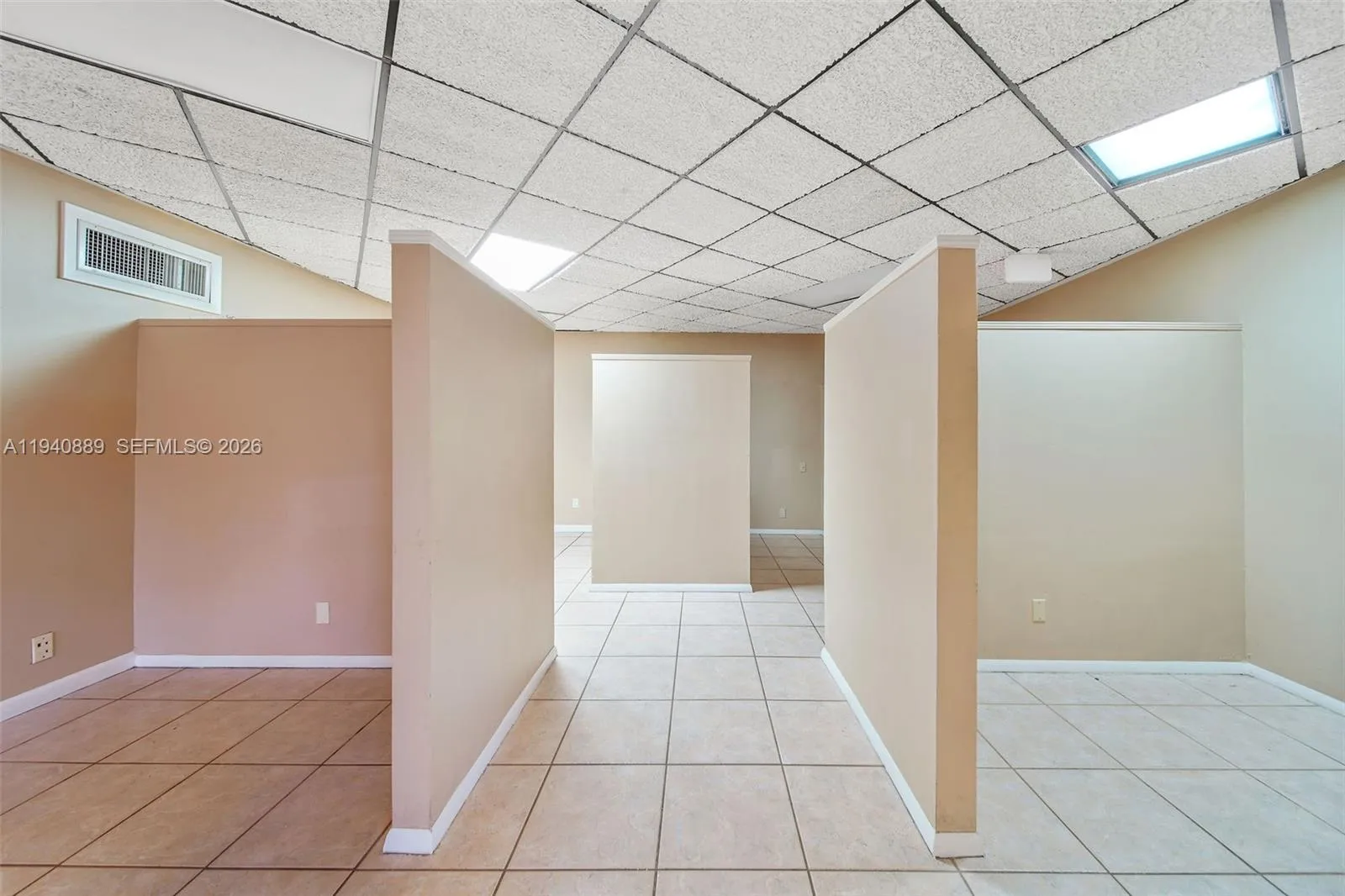 25 E 4th St, Hialeah, Florida 33010, Hialeah, Florida 33010, ,Commercial Lease,For Rent,25 E 4th St, Hialeah, Florida 33010,A11940889