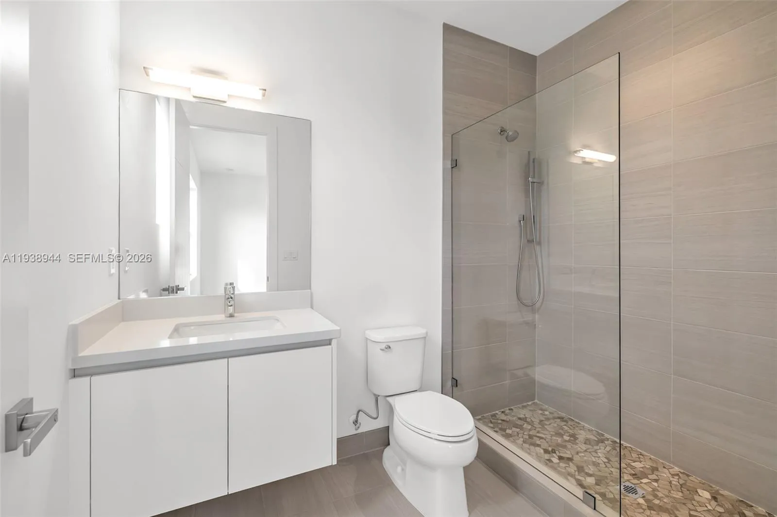 16699 N Botaniko Dr N, Weston, Florida 33326, Weston, Florida 33326, 5 Bedrooms Bedrooms, ,6 BathroomsBathrooms,Residential Lease,For Rent,16699 N Botaniko Dr N, Weston, Florida 33326,A11938944