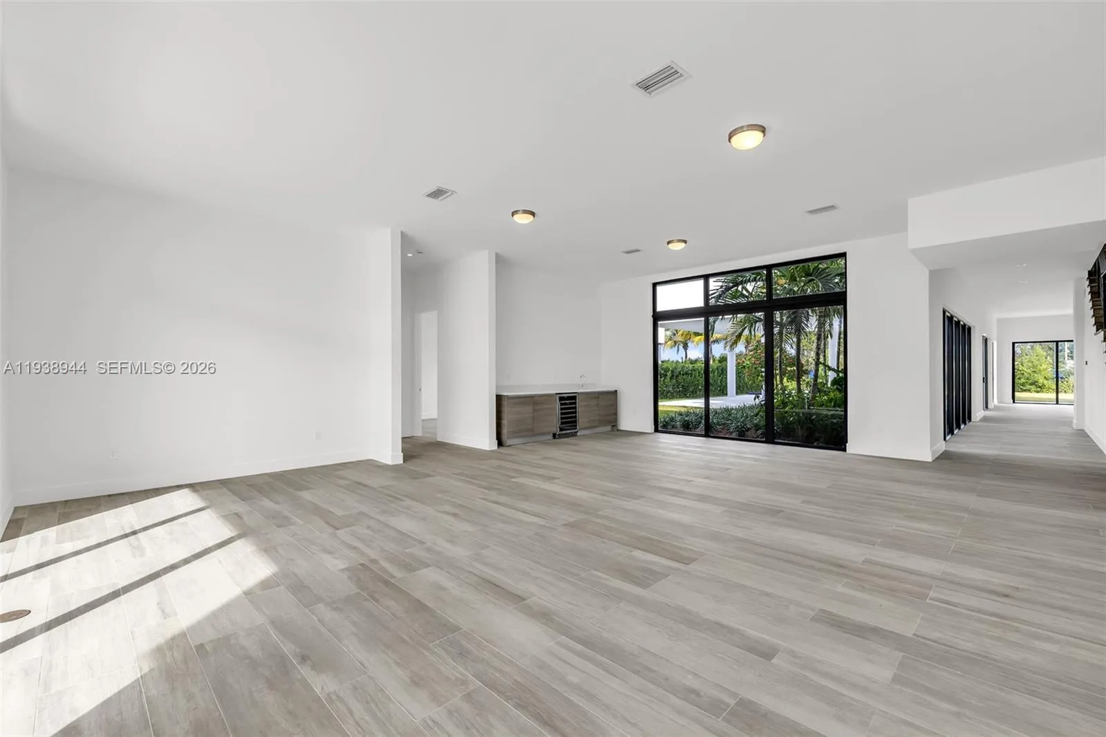 16699 N Botaniko Dr N, Weston, Florida 33326, Weston, Florida 33326, 5 Bedrooms Bedrooms, ,6 BathroomsBathrooms,Residential Lease,For Rent,16699 N Botaniko Dr N, Weston, Florida 33326,A11938944