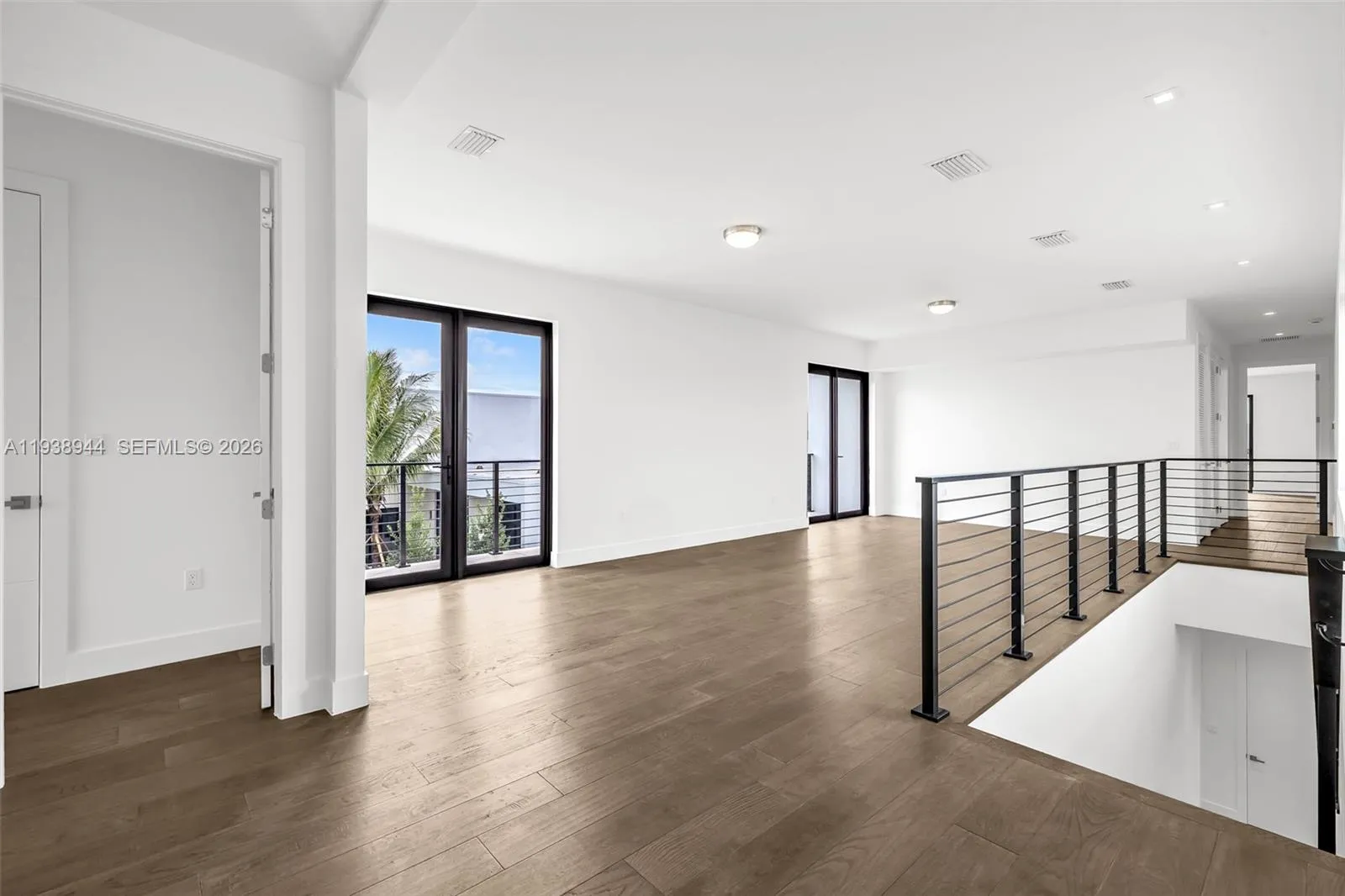 16699 N Botaniko Dr N, Weston, Florida 33326, Weston, Florida 33326, 5 Bedrooms Bedrooms, ,6 BathroomsBathrooms,Residential Lease,For Rent,16699 N Botaniko Dr N, Weston, Florida 33326,A11938944