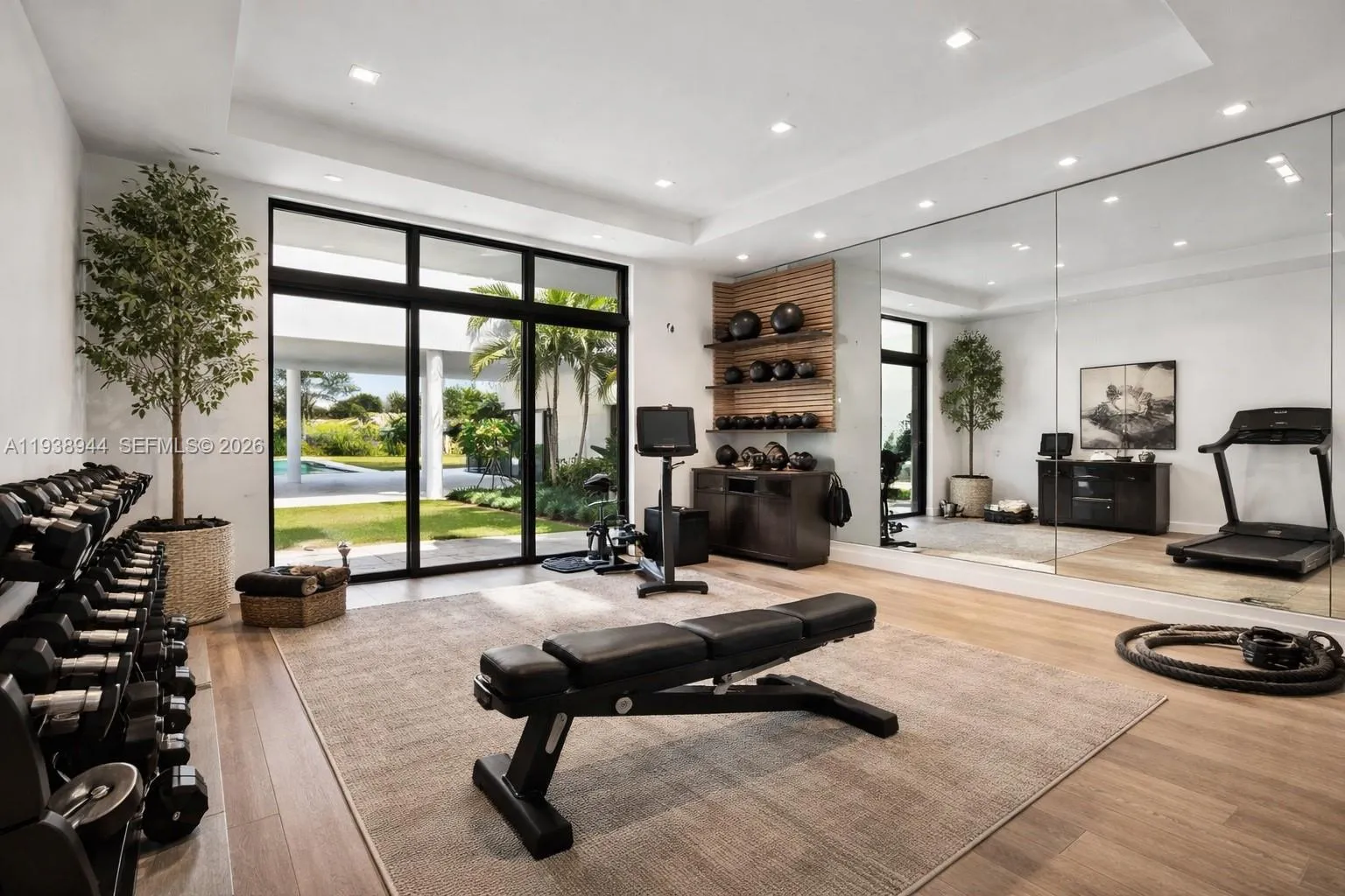 16699 N Botaniko Dr N, Weston, Florida 33326, Weston, Florida 33326, 5 Bedrooms Bedrooms, ,6 BathroomsBathrooms,Residential Lease,For Rent,16699 N Botaniko Dr N, Weston, Florida 33326,A11938944