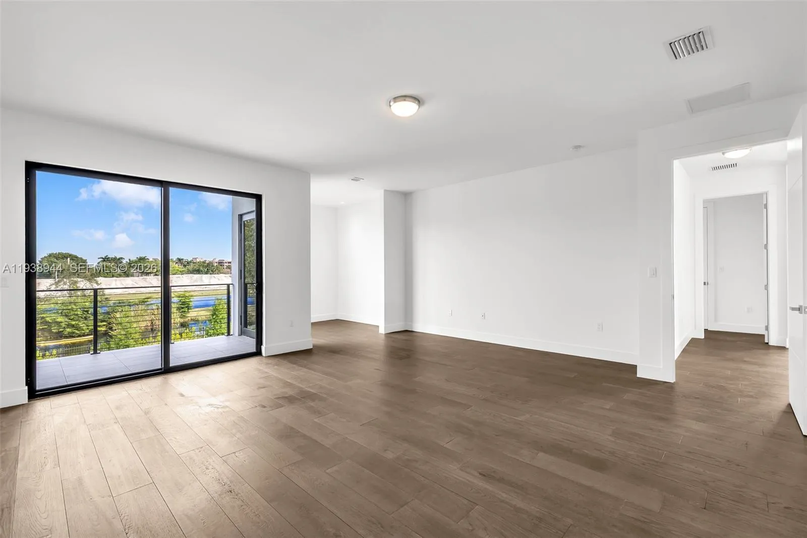 16699 N Botaniko Dr N, Weston, Florida 33326, Weston, Florida 33326, 5 Bedrooms Bedrooms, ,6 BathroomsBathrooms,Residential Lease,For Rent,16699 N Botaniko Dr N, Weston, Florida 33326,A11938944
