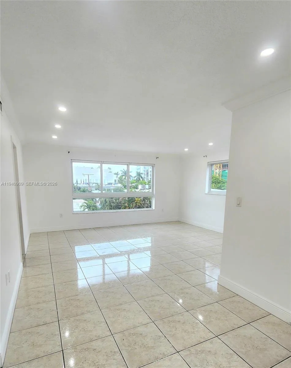 1020 94th St 301, Bay Harbor Islands, Florida 3315, Bay Harbor Islands, Florida 33154, 2 Bedrooms Bedrooms, ,2 BathroomsBathrooms,Residential Lease,For Rent,1020 94th St 301, Bay Harbor Islands, Florida 3315,A11940909