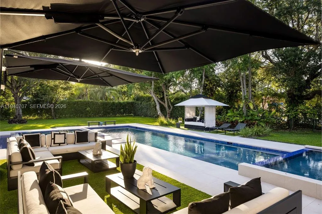 6850 Sw 73rd Ct, Miami, Florida 33143, Miami, Florida 33143, 8 Bedrooms Bedrooms, 1 Room Rooms,7 BathroomsBathrooms,Residential,For Sale,6850 Sw 73rd Ct, Miami, Florida 33143,A11940707