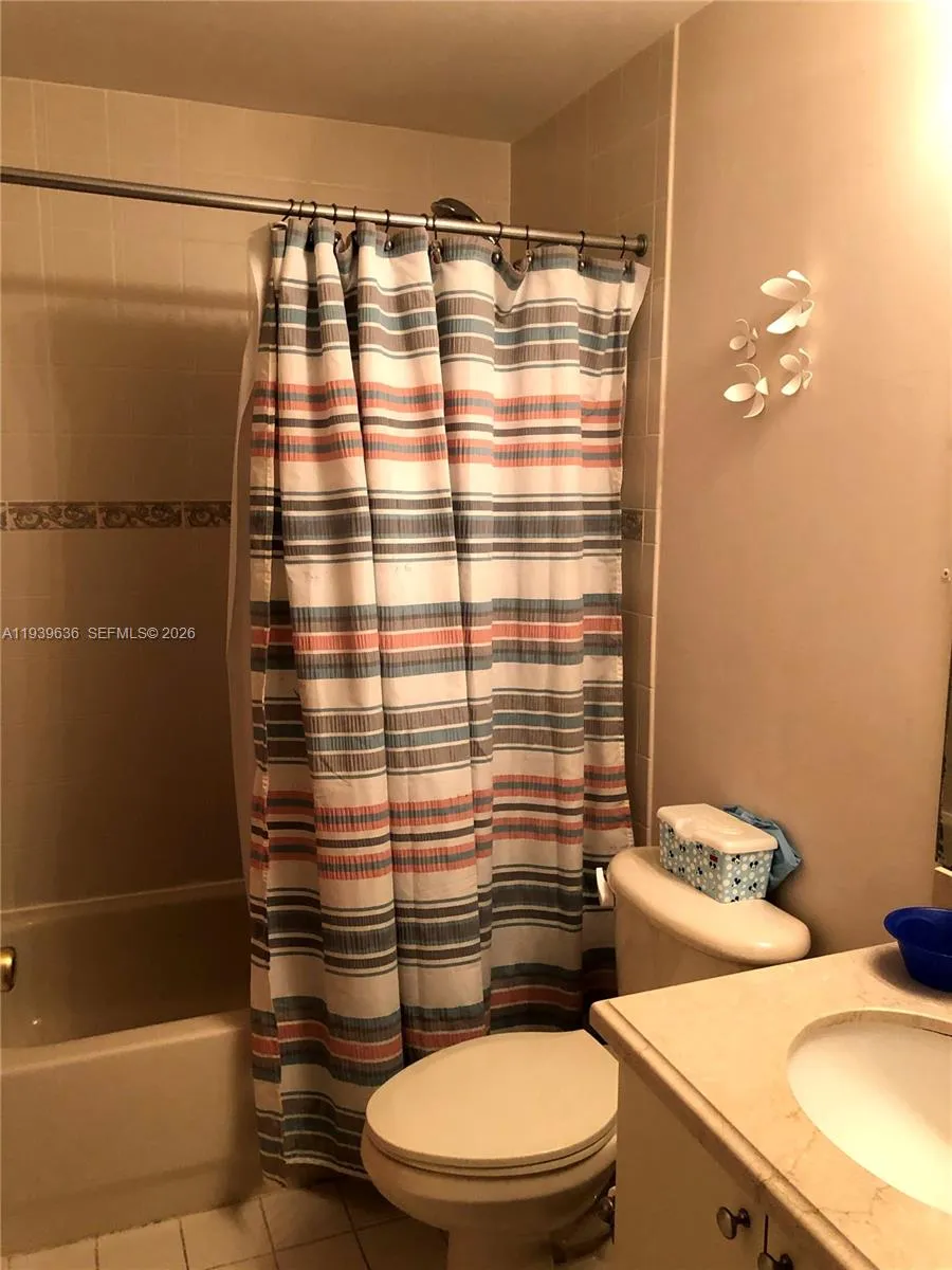 11438 Nw 62nd Ter 216, Doral, Florida 33178, Doral, Florida 33178, 3 Bedrooms Bedrooms, ,2 BathroomsBathrooms,Residential Lease,For Rent,11438 Nw 62nd Ter 216, Doral, Florida 33178,A11939636