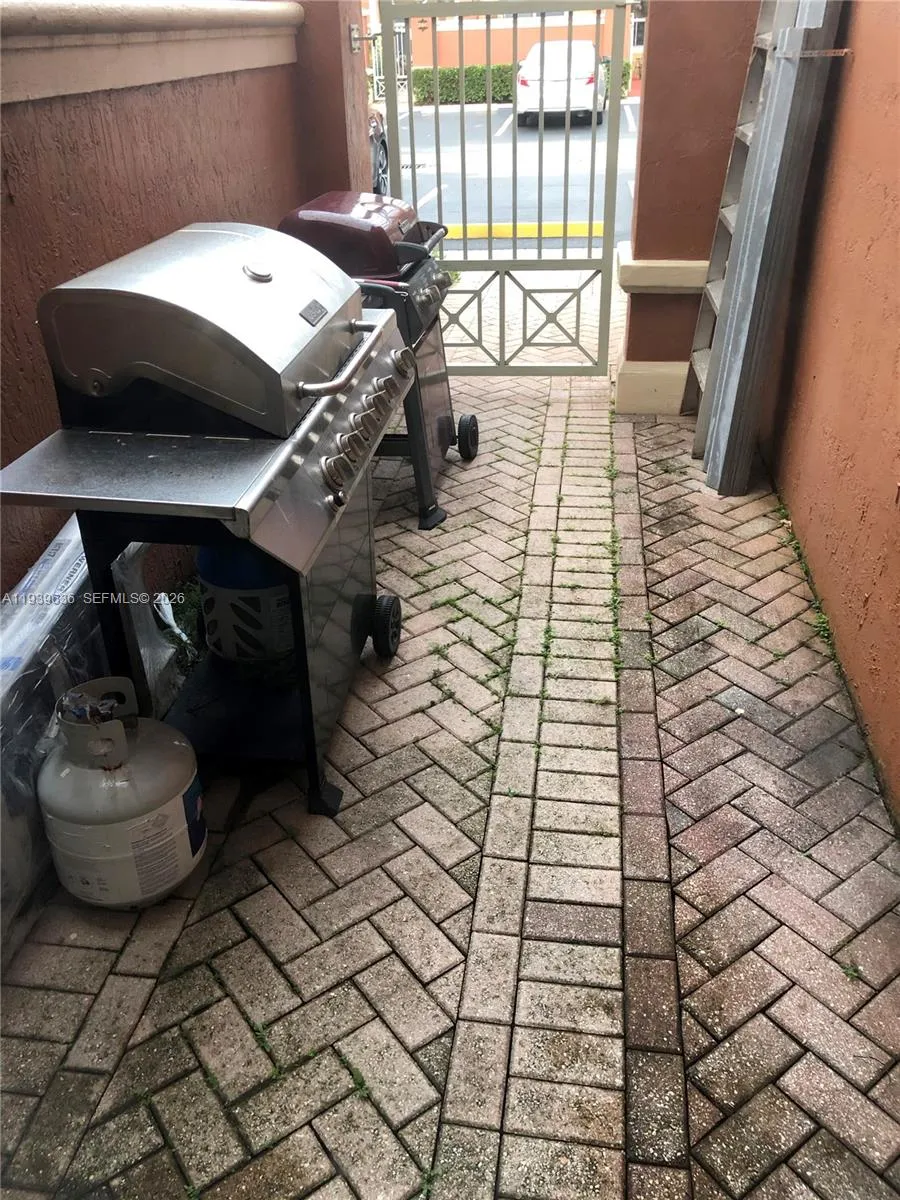 11438 Nw 62nd Ter 216, Doral, Florida 33178, Doral, Florida 33178, 3 Bedrooms Bedrooms, ,2 BathroomsBathrooms,Residential Lease,For Rent,11438 Nw 62nd Ter 216, Doral, Florida 33178,A11939636