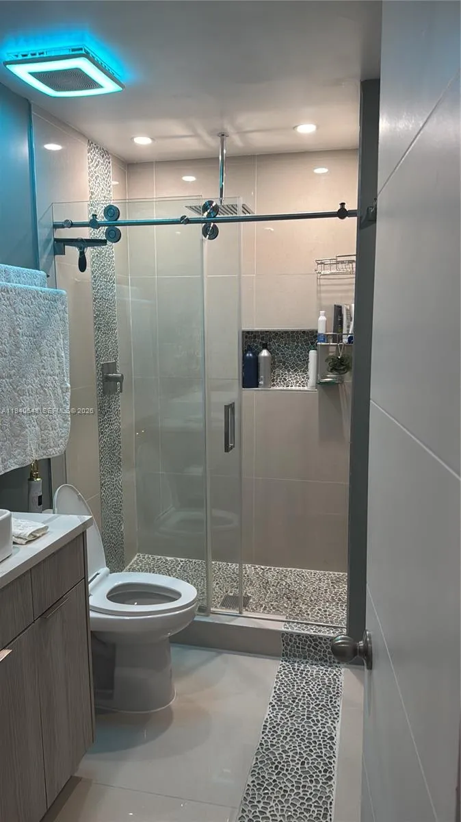 428 N Crescent Dr, Hollywood, Florida 33021, Hollywood, Florida 33021, 4 Bedrooms Bedrooms, ,2 BathroomsBathrooms,Residential,For Sale,428 N Crescent Dr, Hollywood, Florida 33021,A11940548
