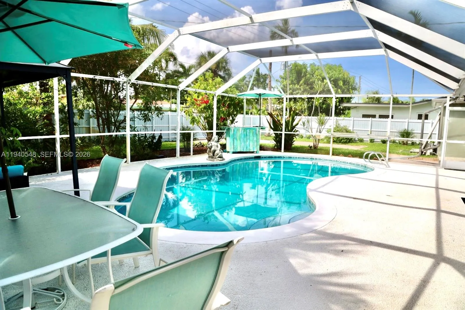 428 N Crescent Dr, Hollywood, Florida 33021, Hollywood, Florida 33021, 4 Bedrooms Bedrooms, ,2 BathroomsBathrooms,Residential,For Sale,428 N Crescent Dr, Hollywood, Florida 33021,A11940548
