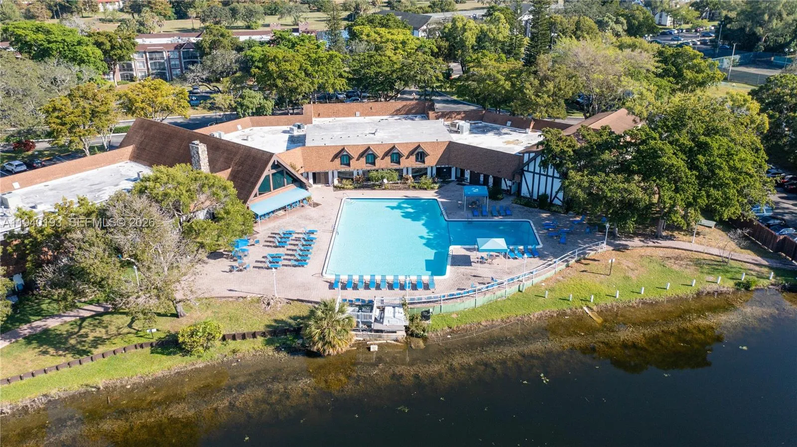 3760 Inverrary Dr 3d, Lauderhill, Florida 33319, Lauderhill, Florida 33319, 1 Bedroom Bedrooms, ,1 BathroomBathrooms,Residential Lease,For Rent,3760 Inverrary Dr 3d, Lauderhill, Florida 33319,A11940193