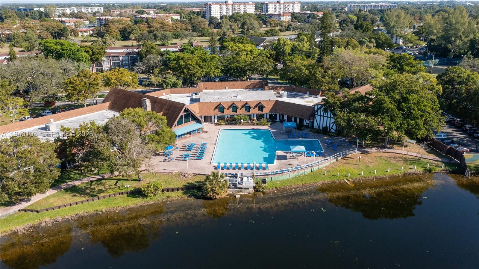 3760 Inverrary Dr 3d, Lauderhill, Florida 33319, Lauderhill, Florida 33319, 1 Bedroom Bedrooms, ,1 BathroomBathrooms,Residential Lease,For Rent,3760 Inverrary Dr 3d, Lauderhill, Florida 33319,A11940193