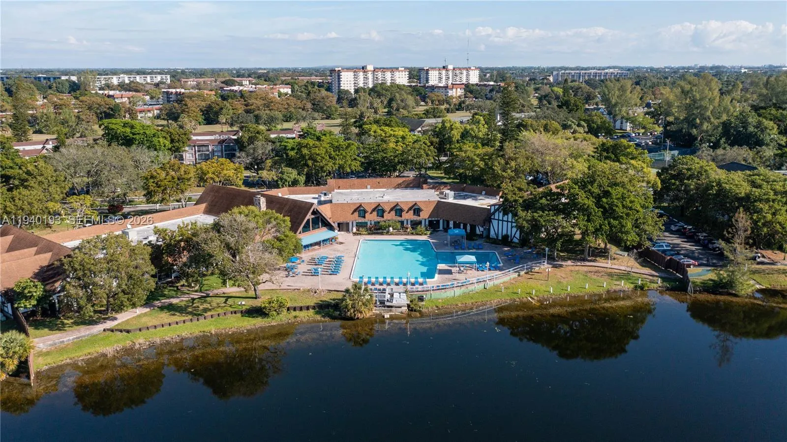3760 Inverrary Dr 3d, Lauderhill, Florida 33319, Lauderhill, Florida 33319, 1 Bedroom Bedrooms, ,1 BathroomBathrooms,Residential Lease,For Rent,3760 Inverrary Dr 3d, Lauderhill, Florida 33319,A11940193