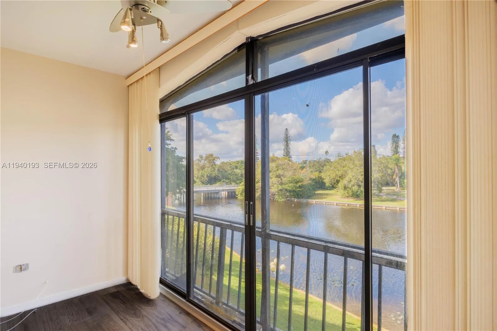3760 Inverrary Dr 3d, Lauderhill, Florida 33319, Lauderhill, Florida 33319, 1 Bedroom Bedrooms, ,1 BathroomBathrooms,Residential Lease,For Rent,3760 Inverrary Dr 3d, Lauderhill, Florida 33319,A11940193