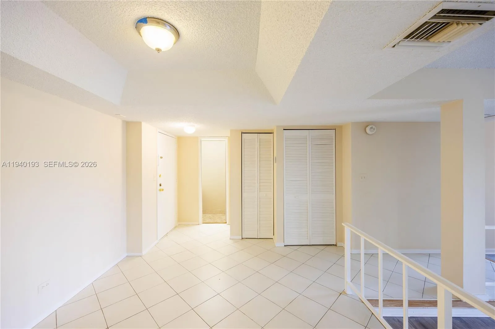 3760 Inverrary Dr 3d, Lauderhill, Florida 33319, Lauderhill, Florida 33319, 1 Bedroom Bedrooms, ,1 BathroomBathrooms,Residential Lease,For Rent,3760 Inverrary Dr 3d, Lauderhill, Florida 33319,A11940193