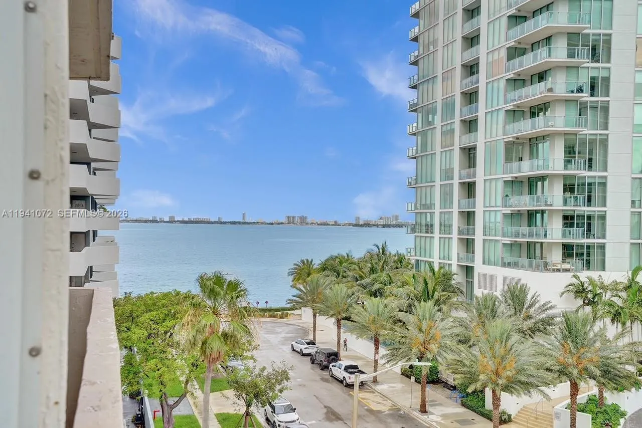 505 Ne 30th St 506, Miami, Florida 33137, Miami, Florida 33137, 2 Bedrooms Bedrooms, ,1 BathroomBathrooms,Residential Lease,For Rent,505 Ne 30th St 506, Miami, Florida 33137,A11941072