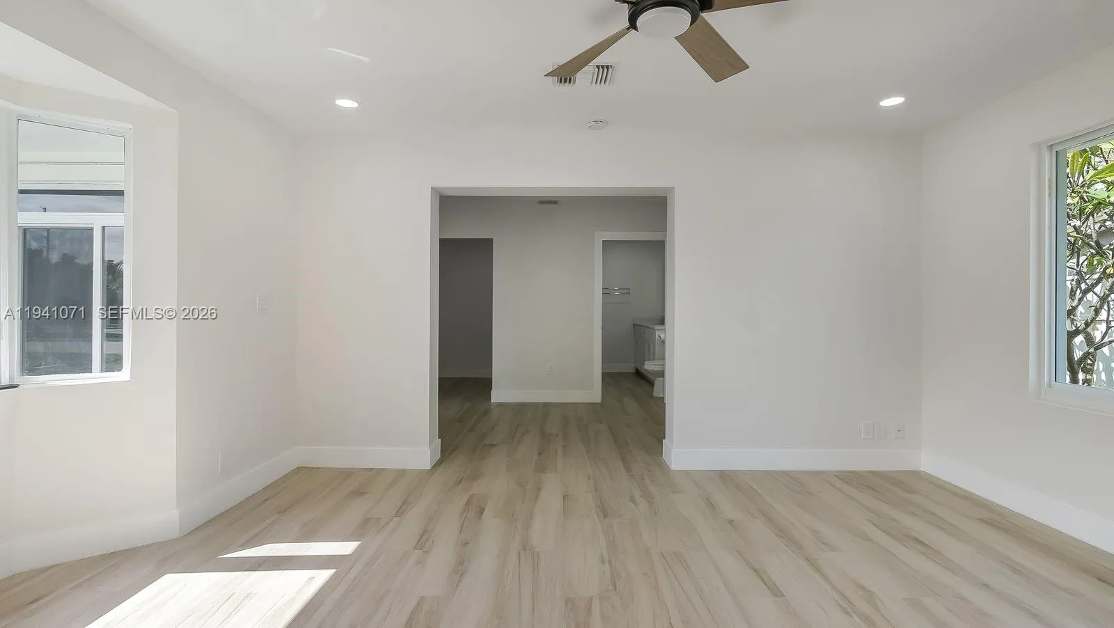 5713 Ne 17th Ter, Fort Lauderdale, Florida 33334, Fort Lauderdale, Florida 33334, 3 Bedrooms Bedrooms, ,2 BathroomsBathrooms,Residential,For Sale,5713 Ne 17th Ter, Fort Lauderdale, Florida 33334,A11941071