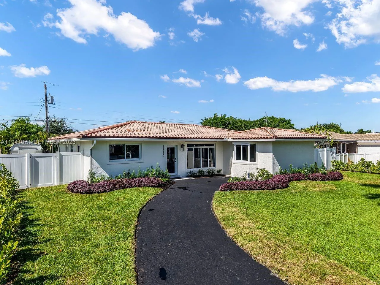 5713 Ne 17th Ter, Fort Lauderdale, Florida 33334, Fort Lauderdale, Florida 33334, 3 Bedrooms Bedrooms, ,2 BathroomsBathrooms,Residential,For Sale,5713 Ne 17th Ter, Fort Lauderdale, Florida 33334,A11941071